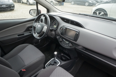 Toyota Yaris 1.33 VVT-i Comfort CVT-Automatik |Navi|