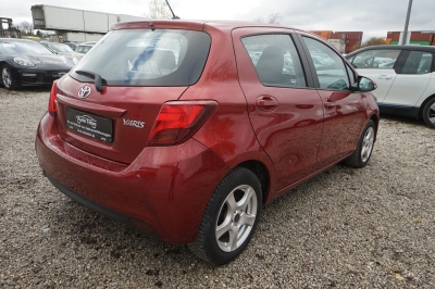 Toyota Yaris 1.33 VVT-i Comfort CVT-Automatik |Navi|