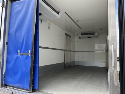 IVECO 70C18 Daily Kühlkoffer mit Ladebordwand Konvekta