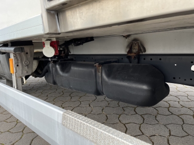 IVECO 70C18 Daily Tiefkühlkoffer mit Ladebordwand