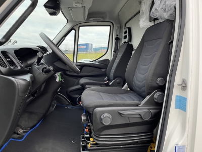 IVECO 70C18 Daily Tiefkühlkoffer mit Ladebordwand