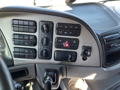 Mercedes-Benz 2541 6x2 Atlas 135.2E Pritsche 8,20 m Ausziehbar