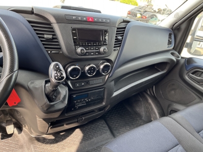 IVECO 70C18 Daily Koffer mit Ladebordwand