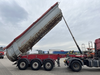 SCHWARZMUELLER SK Kippauflieger Stahlmulde / Liftachse