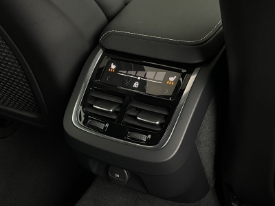 Volvo S60 ULTIMATE DARK*AWD*360° KAMERA*LED*HARMAN*