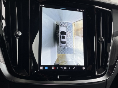 Volvo S60 ULTIMATE DARK*AWD*360° KAMERA*LED*HARMAN*