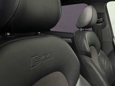 Audi SQ5 3.0 TDI*QUATTRO*ACC*CARPLAY*AHK*21 ZOLL*