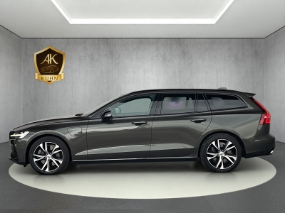 Volvo V60 T6*R-DESIGN*AWD*Plug-In Hybrid*HEAD UP*AHK*