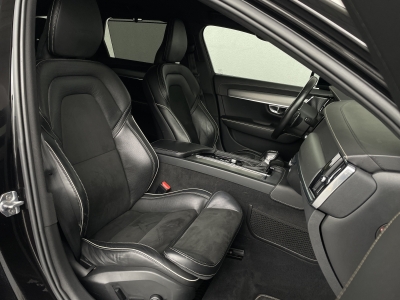 Volvo V90 T4*R-DEIGN*BLIS*19ZOLL*360° KAMERA*HARMAN*