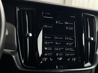 Volvo V90 T4*R-DEIGN*BLIS*19ZOLL*360° KAMERA*HARMAN*