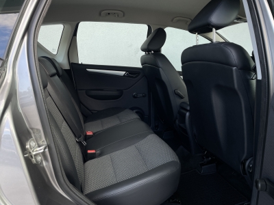 Mercedes-Benz A 180 *AVANTGARDE*NAVI*8-FACH*SHZ*NUR 59.090 KM*