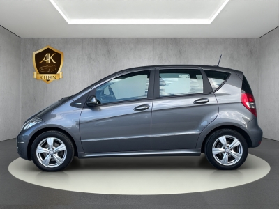 Mercedes-Benz A 180 *AVANTGARDE*NAVI*8-FACH*SHZ*NUR 59.090 KM*