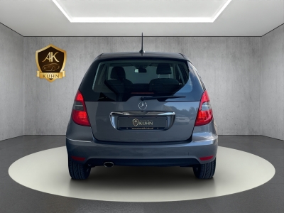 Mercedes-Benz A 180 *AVANTGARDE*NAVI*8-FACH*SHZ*NUR 59.090 KM*