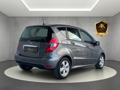 Mercedes-Benz A 180 *AVANTGARDE*NAVI*8-FACH*SHZ*NUR 59.090 KM*