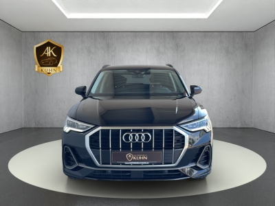 Audi Q3 1.5L / 35 TFSI S-LINE*