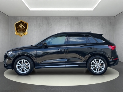 Audi Q3 1.5L / 35 TFSI S-LINE*
