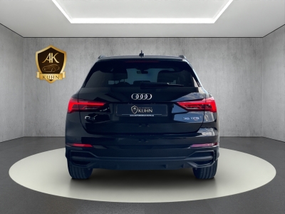 Audi Q3 1.5L / 35 TFSI S-LINE*