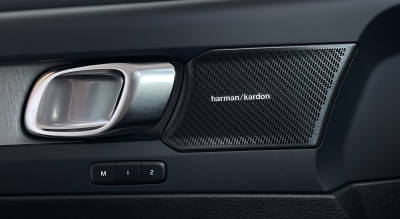 Volvo XC40 B*Plus Dark 2WD*360° KAMERA*20 ZOLL*PANO*