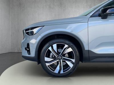 Volvo XC40 B*Plus Dark 2WD*360° KAMERA*20 ZOLL*PANO*