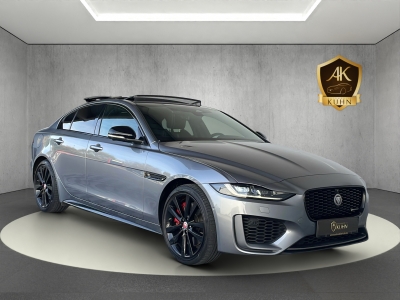 Jaguar XE P300*R-Dynamic*Black AWD*360° KAMERA*PANO*LED