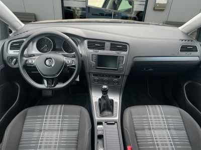 VW Golf