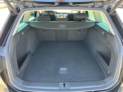 VW Passat Variant