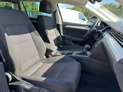 VW Passat Variant