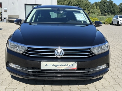 VW Passat Variant