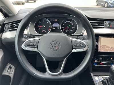 VW Passat Variant