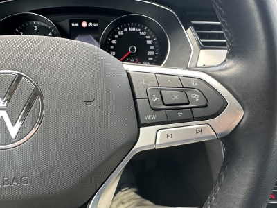 VW Passat Variant
