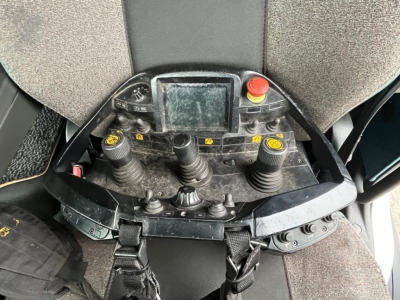 VOLVO (S) Truck FM 420 6x2 27m/t,Funk,Jib ,E6