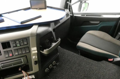 VOLVO (S) Truck FM 420 6x2 27m/t,Funk,Jib ,E6