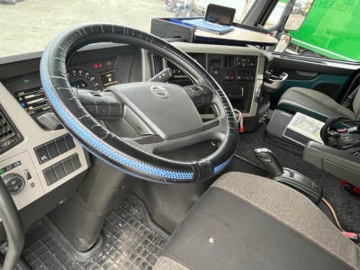 VOLVO (S) Truck FM 420 6x2 27m/t,Funk,Jib ,E6