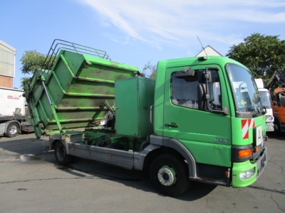 Mercedes-Benz 815 Atego Hublift, Senkenreiniger, kippbar! 8,6t