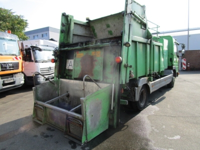 Mercedes-Benz 815 Atego Hublift, Senkenreiniger, kippbar! 8,6t