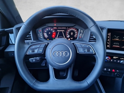 Audi A1 30 Sportback S-line ACC 17z Kamera LED CarPlay
