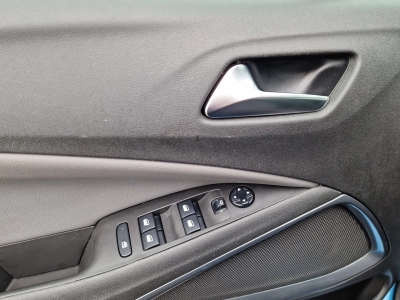 Opel Crossland Innovation LED Navi Kamera Klimaau SHZ