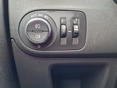 Opel Crossland Innovation LED Navi Kamera Klimaau SHZ