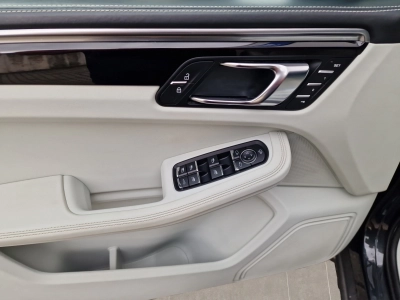 Porsche Macan S 21*GT-Design Luft 18W PDLS+ Pano