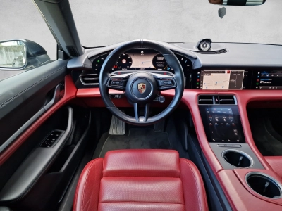 Porsche Taycan 4S Approved HuD PerfBat+ PDispl 4RadLenku