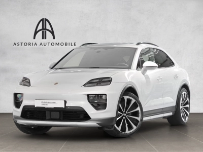 Porsche Macan 4 OffroadDesign Pano 22z PDLS+ Keyless