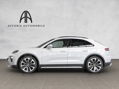 Porsche Macan 4 OffroadDesign Pano 22z PDLS+ Keyless
