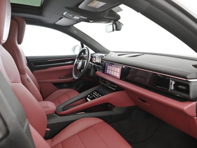 Porsche Macan 4 OffroadDesign Pano 22z PDLS+ Keyless