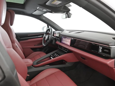 Porsche Macan 4 OffroadDesign Pano 22z PDLS+ Keyless