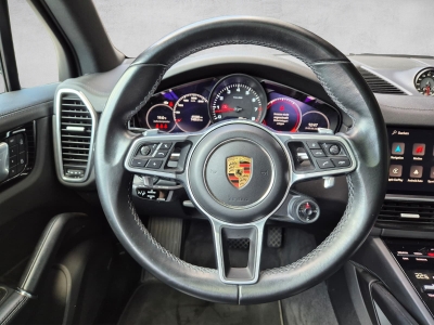 Porsche Cayenne Pano 360° Luft Bose Chrono Matrix 14w 21z