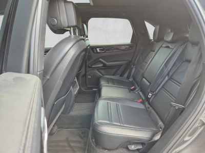 Porsche Cayenne Pano 360° Luft Bose Chrono Matrix 14w 21z