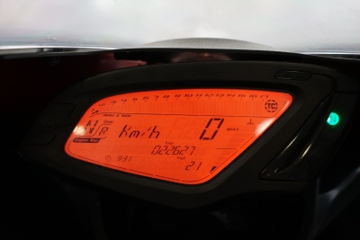 MV Agusta F3 675 QUICKSHIFT+ 4 Ven128 PS (94 kW) pro Zylinder, 3 Zylinder Reihe, Wasser-/ölgekühlt 71 Nm bei 10.600 U/min