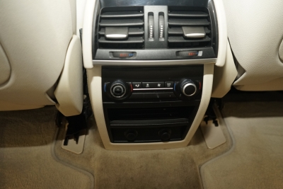 BMW X5 xDrive 50 i+NAVI+360°KAMERA+PANO+AHK+SUND SYS