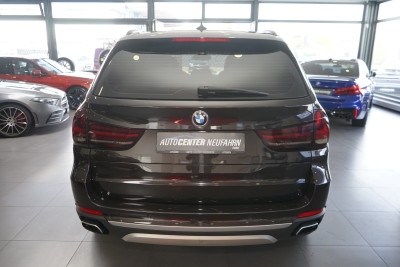 BMW X5 xDrive 50 i+NAVI+360°KAMERA+PANO+AHK+SUND SYS