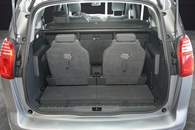 Peugeot 5008 Allure+HEAD UP+PANO+PDC+7 SITZE+TEMPOMAT